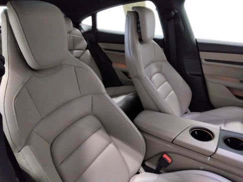 Used 2023 Porsche Taycan w/ Premium Package image 44