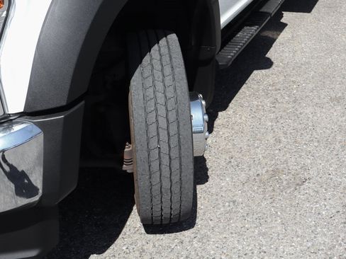 Used 2022 Ford F550 2WD SuperCab Super Duty image 52