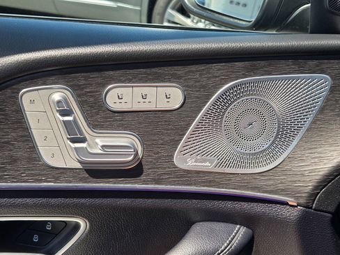 Used 2020 Mercedes-Benz GLS 450 4MATIC image 18