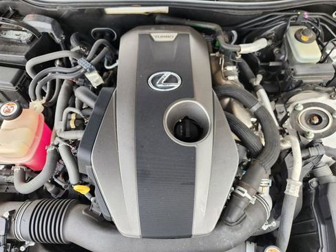 Used 2019 Lexus IS 300 F Sport w/ F Sport Package RWD image 32