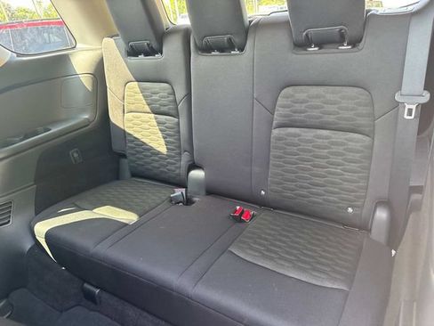 Used 2026 Nissan Pathfinder SV AWD/4WD image 20