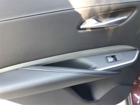 Certified 2022 Cadillac XT4 Premium Luxury w/ Enhanced Visibility Package image 14