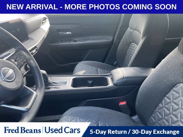 Used 2025 Nissan Kicks SV AWD/4WD image 11