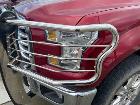 Used 2017 Ford F150 XLT w/ Equipment Group 302A Luxury AWD/4WD image 9