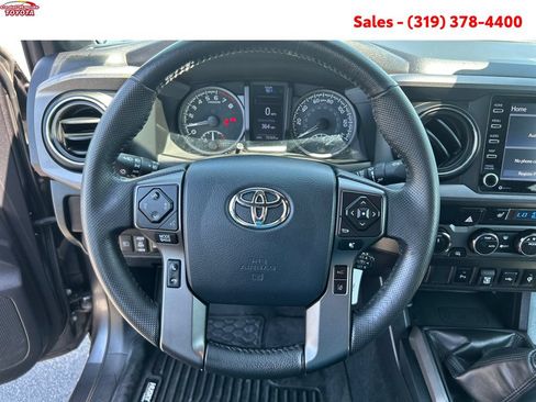 Certified 2020 Toyota Tacoma TRD Off-Road w/ TRD Premium Off Road Package AWD/4WD image 15