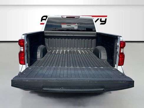 Used 2025 Chevrolet Silverado 1500 Custom Trail Boss AWD/4WD image 23