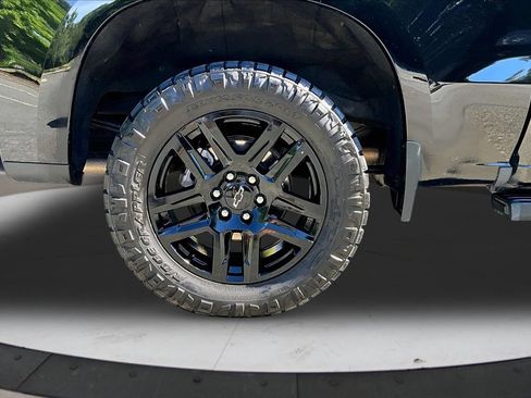 Used 2024 Chevrolet Silverado 1500 High Country w/ Midnight Edition AWD/4WD image 34