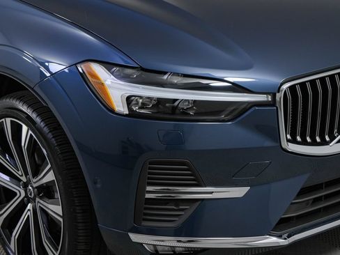 Used 2023 Volvo XC60 B5 Ultimate w/ Climate Package FWD image 37