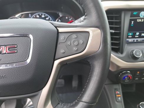 Used 2019 GMC Acadia Denali image 19