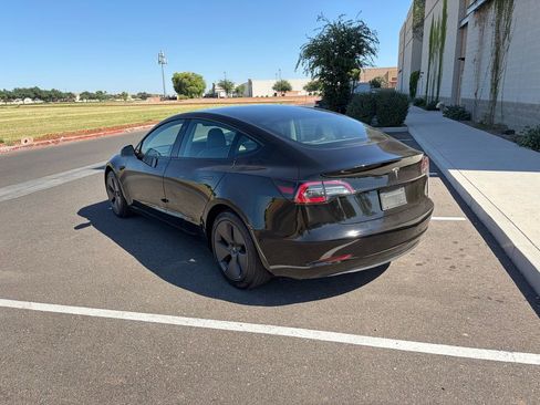 Used 2023 Tesla Model 3 Standard Range RWD image 4