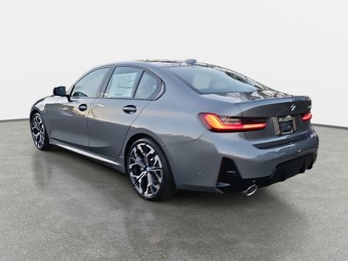 New 2026 BMW 330i Sedan w/ M Sport Package image 7