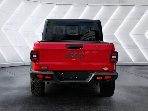 Used 2026 Jeep Gladiator Mojave AWD/4WD image 5
