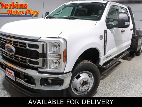 Used 2024 Ford F350 XL w/ XL Chrome Package AWD/4WD image 1