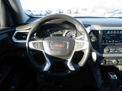 Used 2018 GMC Acadia SLT image 21