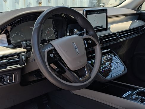 Used 2021 Lincoln Corsair FWD w/ Convenience Package image 22