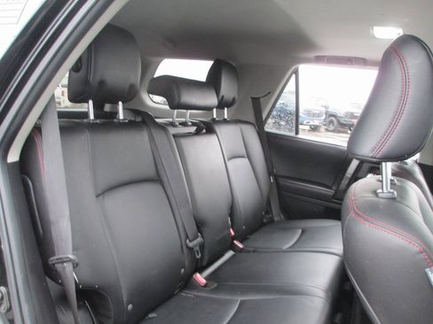 Used 2018 Toyota 4Runner TRD Off-Road Premium image 20