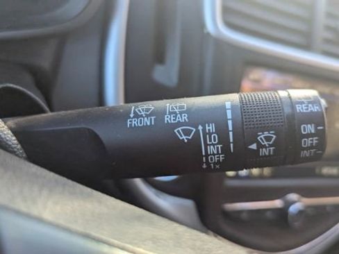 Used 2019 Chevrolet Sonic LT image 27