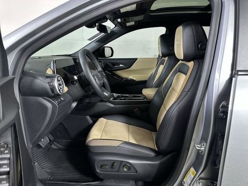 New 2026 Chevrolet Equinox ACTIV w/ Convenience Package III FWD image 20