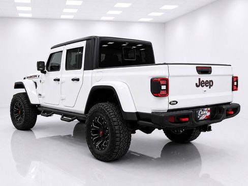 Used 2021 Jeep Gladiator Rubicon w/ Dual Top Group AWD/4WD image 5