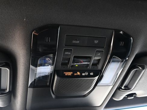 Used 2024 Toyota Land Cruiser image 41