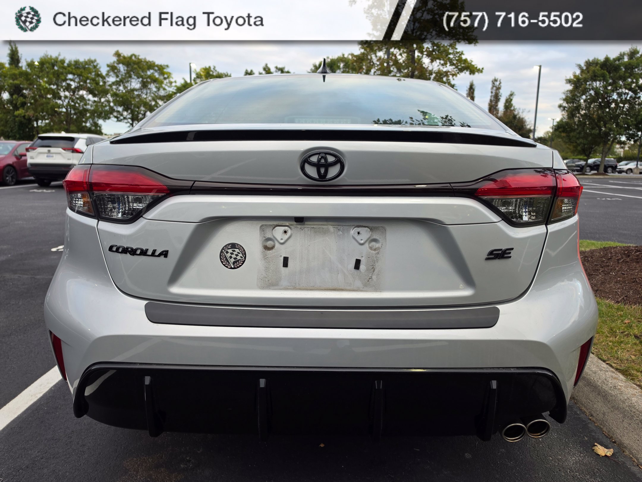 Used 2024 Toyota Corolla Sedan w/ SE Convenience Package FWD image 5