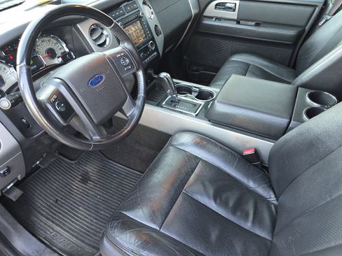 Used 2013 Ford Expedition EL Limited image 9