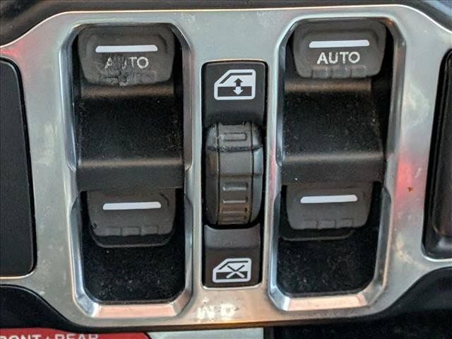 Used 2019 Jeep Wrangler Unlimited Rubicon w/ Safety Group AWD/4WD image 11