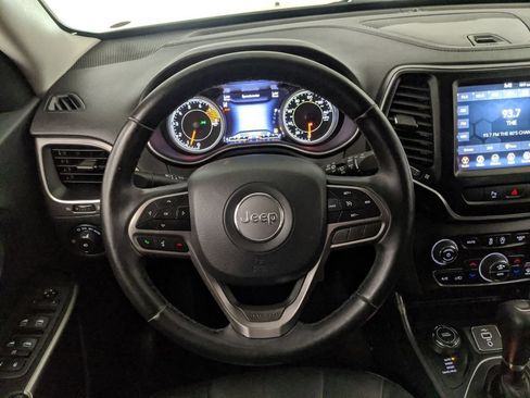 Used 2021 Jeep Cherokee Latitude Lux w/ Comfort/Convenience Group AWD/4WD image 10