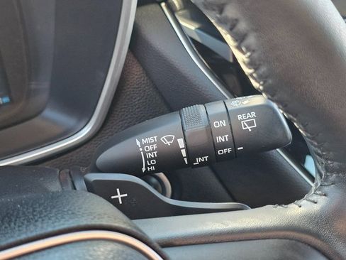 Used 2022 Toyota Corolla SE image 30