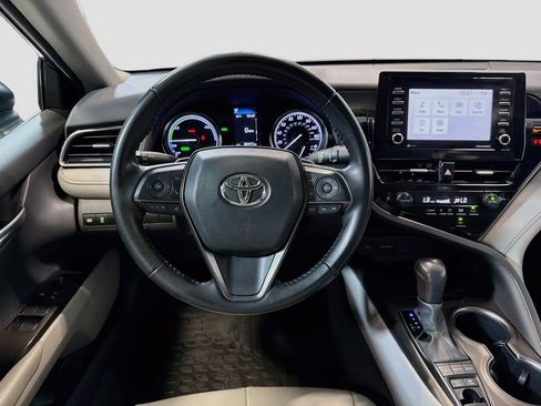 Used 2023 Toyota Camry SE FWD image 22