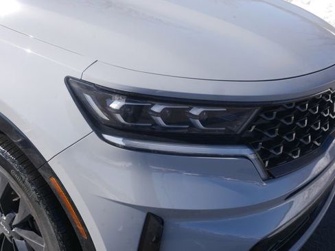 Used 2023 Kia Sorento SX image 10