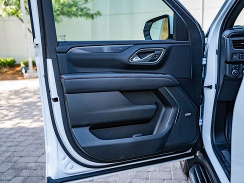 Used 2024 Chevrolet Tahoe RST w/ Sport Performance Package AWD/4WD image 17
