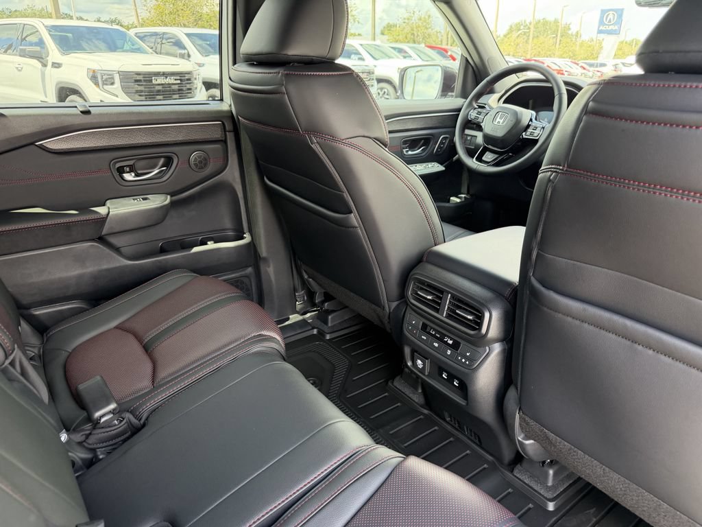 New 2026 Honda Pilot Black Edition image 19