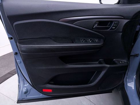 Used 2023 Honda Passport EX-L image 16