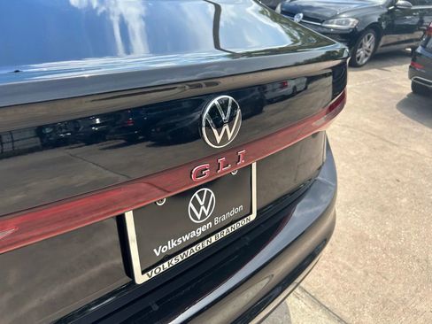Certified 2025 Volkswagen Jetta GLI Autobahn w/ GLI Black Package FWD image 32