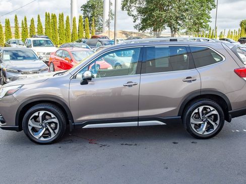 Used 2022 Subaru Forester Touring w/ Popular Package #3 AWD/4WD image 8