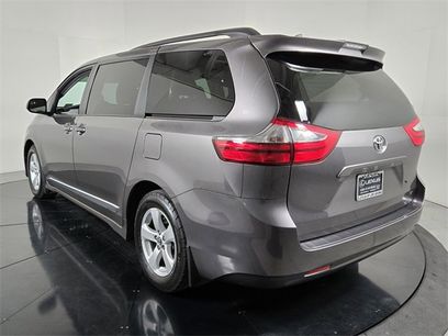 Used 2019 Toyota Sienna LE