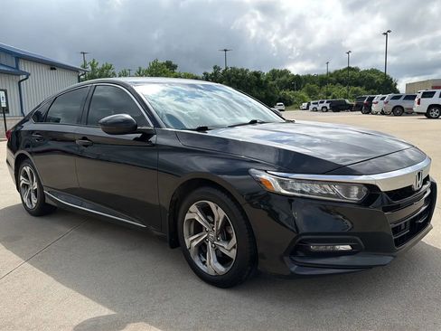 Used 2018 Honda Accord EX-L image 25