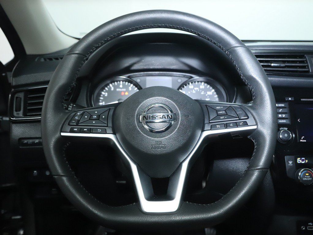 Used 2020 Nissan Rogue SV AWD/4WD image 22