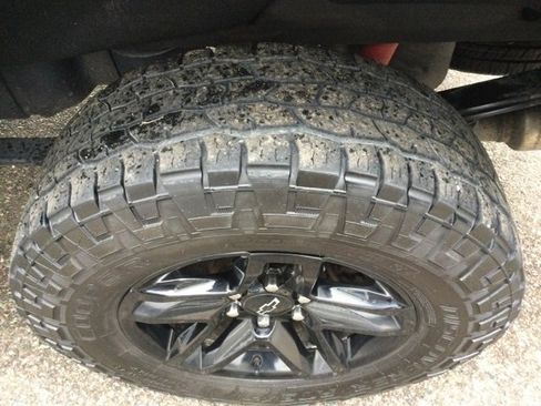 Used 2020 Chevrolet Silverado 1500 LT Trail Boss image 36