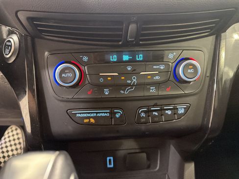 Used 2018 Ford Escape Titanium FWD image 21