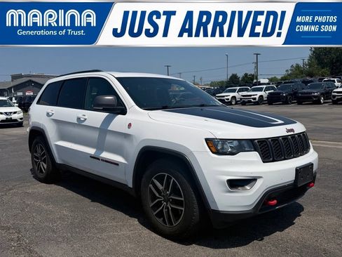 Certified 2020 Jeep Grand Cherokee Trailhawk AWD/4WD image 1