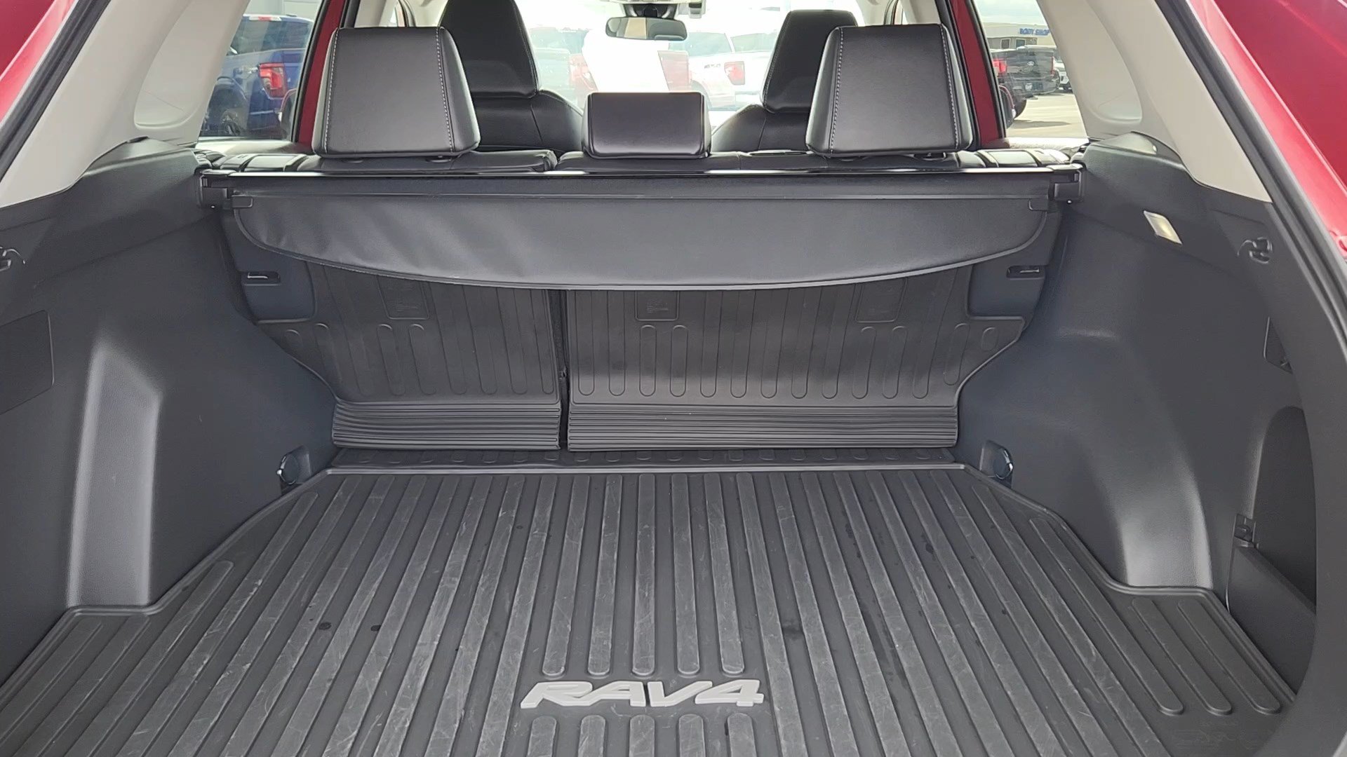 Certified 2023 Toyota RAV4 XLE Premium AWD/4WD image 19