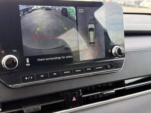 Used 2024 Mitsubishi Outlander SE image 26