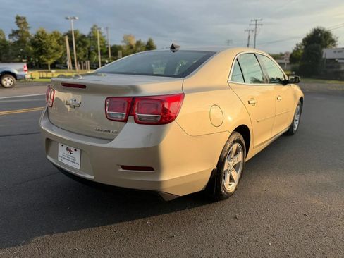Used 2014 Chevrolet Malibu LS w/ Protection Package FWD image 5