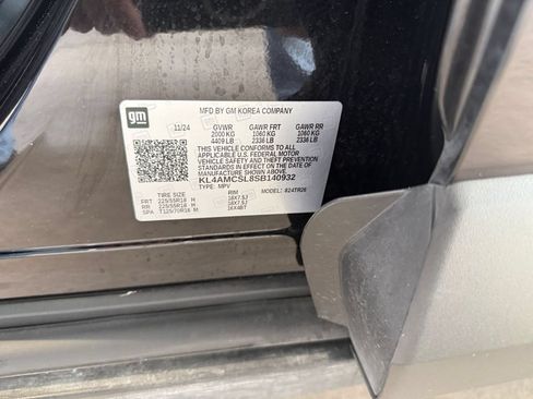 Used 2025 Buick Encore GX Preferred AWD/4WD image 28
