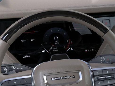 New 2026 GMC Yukon Denali w/ Denali Reserve Package AWD/4WD image 18