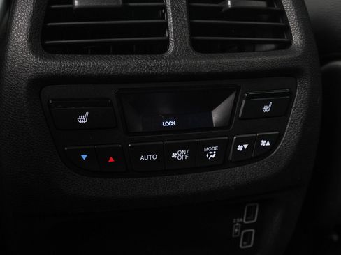 Used 2021 Honda Pilot Black Edition image 17