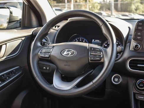 Used 2021 Hyundai Kona Limited image 13