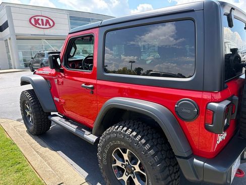 Used 2022 Jeep Wrangler Rubicon AWD/4WD image 7